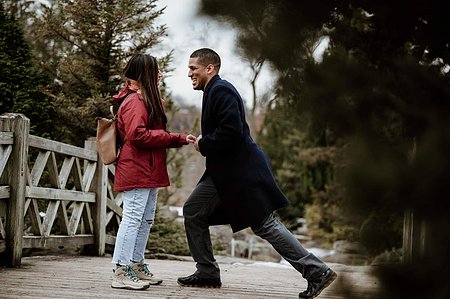 Botanical gardens surprise proposal; John KOO Photography; Lorena and Christian's Montreal surprise proposal photographer; MTL surprise marriage proposal photo; Montreal Botanical Gardens portraits