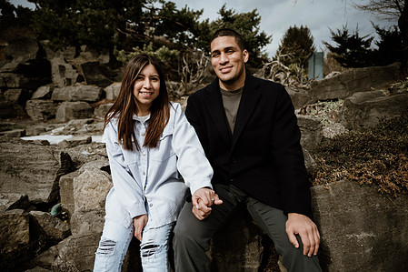 Botanical gardens surprise proposal; John KOO Photography; Lorena and Christian's Montreal surprise proposal photographer; MTL surprise marriage proposal photo; Montreal Botanical Gardens portraits
