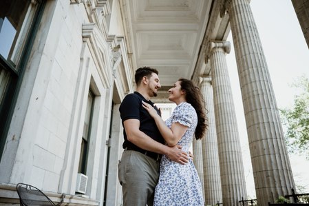 Old Montreal Surprise Proposal; Rebecca and Frank's Montreal surprise proposal photographer; Surprise marriage proposal photographer MTL; Surprise proposal photo in Montreal; surprise proposal photography Old Montreal