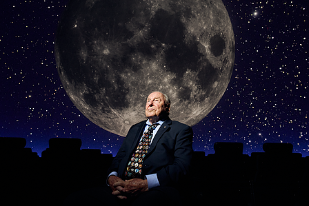 “Houston, we’ve 𝘩𝘢𝘥 a problem.”
 NASA Astronaut Captain Jim Lovell (96), at Adler Planetarium in Chicago, I.L. on Oct. 17, 2024.
