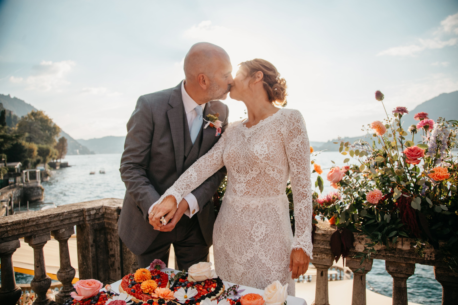 Small Wedding at the lake Como