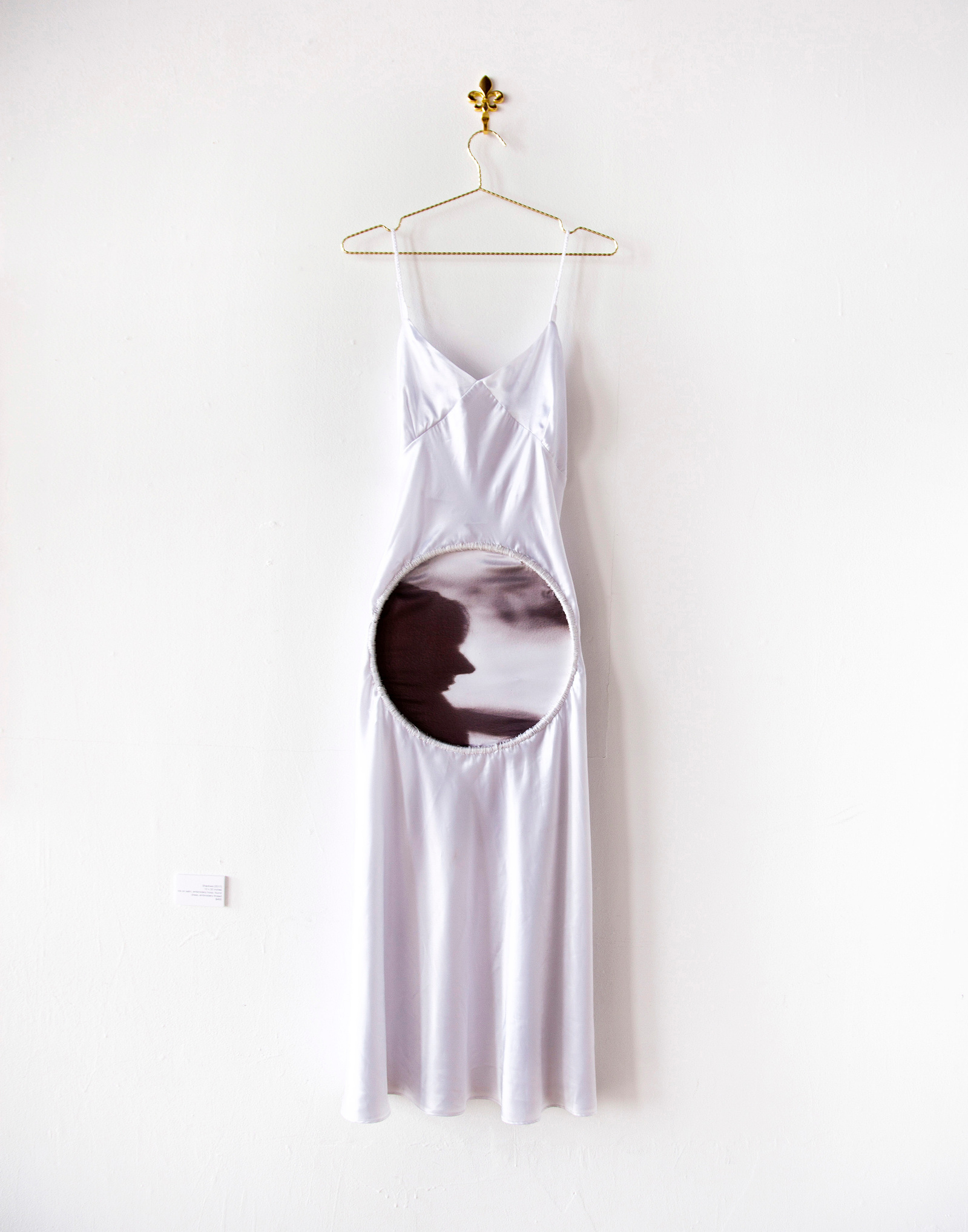 hannah altman, fabric, textile, photograph, photography, self portrait, feminism, body, dress