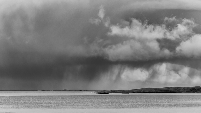 Dramatic weather on the coastline of the Isle of Harris, Outer Hebrides, Scotland.