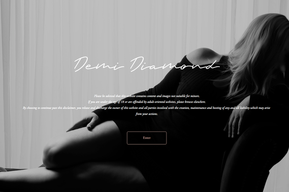 Moody, sexy website design for escorts in New York city