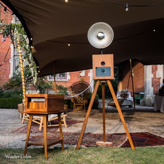 Fotobooth met printer, te huren voor trouw en evenementen.
