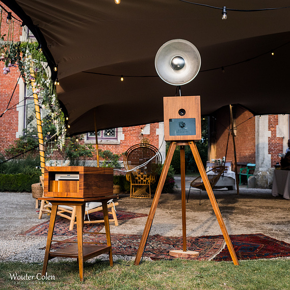 Fotobooth met printer, te huren voor trouw en evenementen.