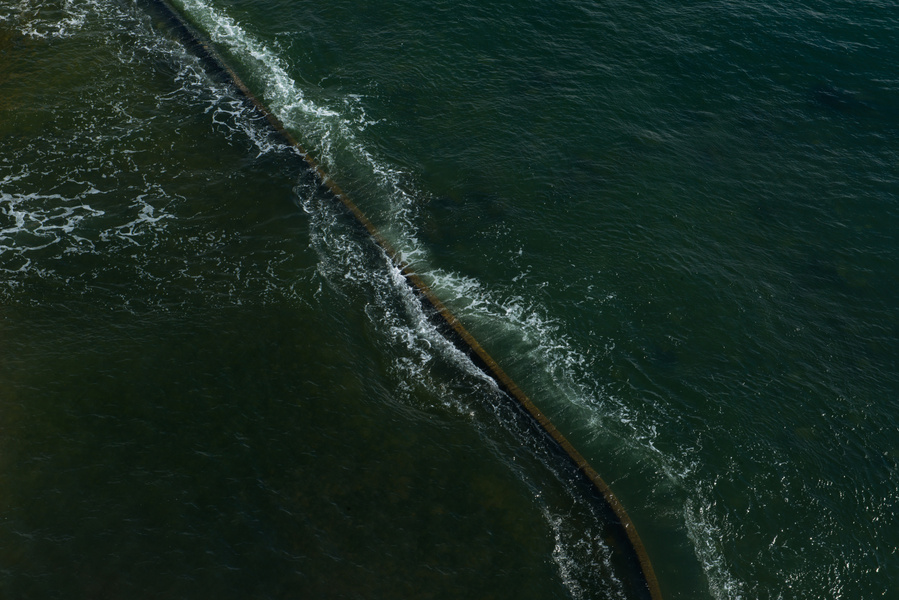 An intersection in the Lisbon sea.