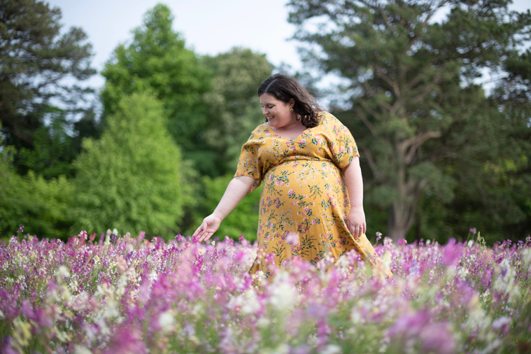 Between the rose gardens and wildflowers, this soon-to-be mother was glowing during her Norfolk Botanical Garden maternity photo session!