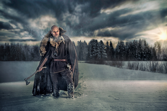 Jone Matilainen: Road to Valhalla / Koston tiellä.
Viikinkiaiheinen valokuvanäyttely / Viking photo art exhibition.