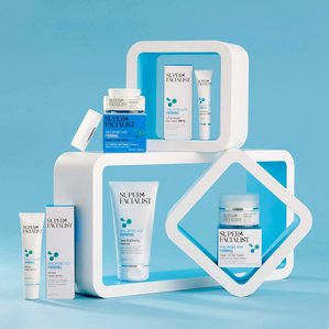 Superfacialist Hyaluronic acid range. Photographed and styled by cosmetic photographer Tom Hargreaves in his studio in Exeter, Devon