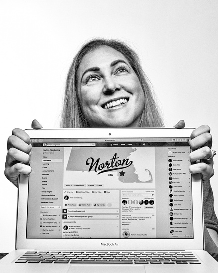 Faces Of Norton
Audrey Moschella
Norton Neighbors Facebook Page
Faces Of Norton
Black & White Photography
Photography Gallery
Photographer Bob Perachio
Photo Series
Portrait Series