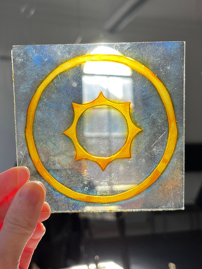 sun | silver stain, glass paint, gum, sandblasted palette, water, brush, fire polished and sandblasted float glass, kiln | 23.11.2022 | doryeek