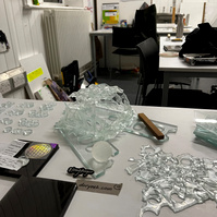 7.2 on 15.02.2023 | float glass sculpture object | doryeek