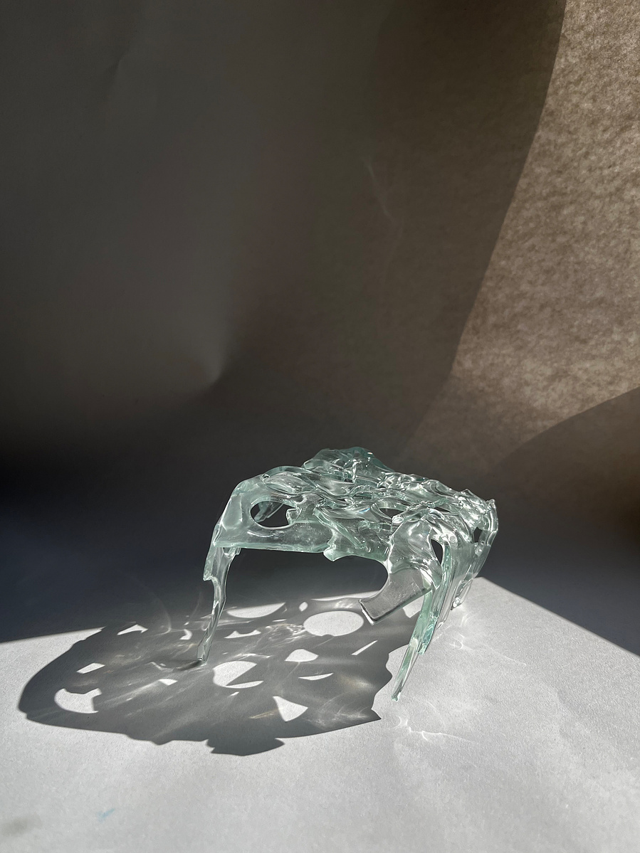 12.2 | 3mm float glass, kiln, plaster, mould, pen, pencil, marker, tracing paper | 06.02.2023 - tbc. | glass art work, constructivism, glass artist based in uk, from hong kong, new materialism, vitality, destruct and reconstruct, entropy
