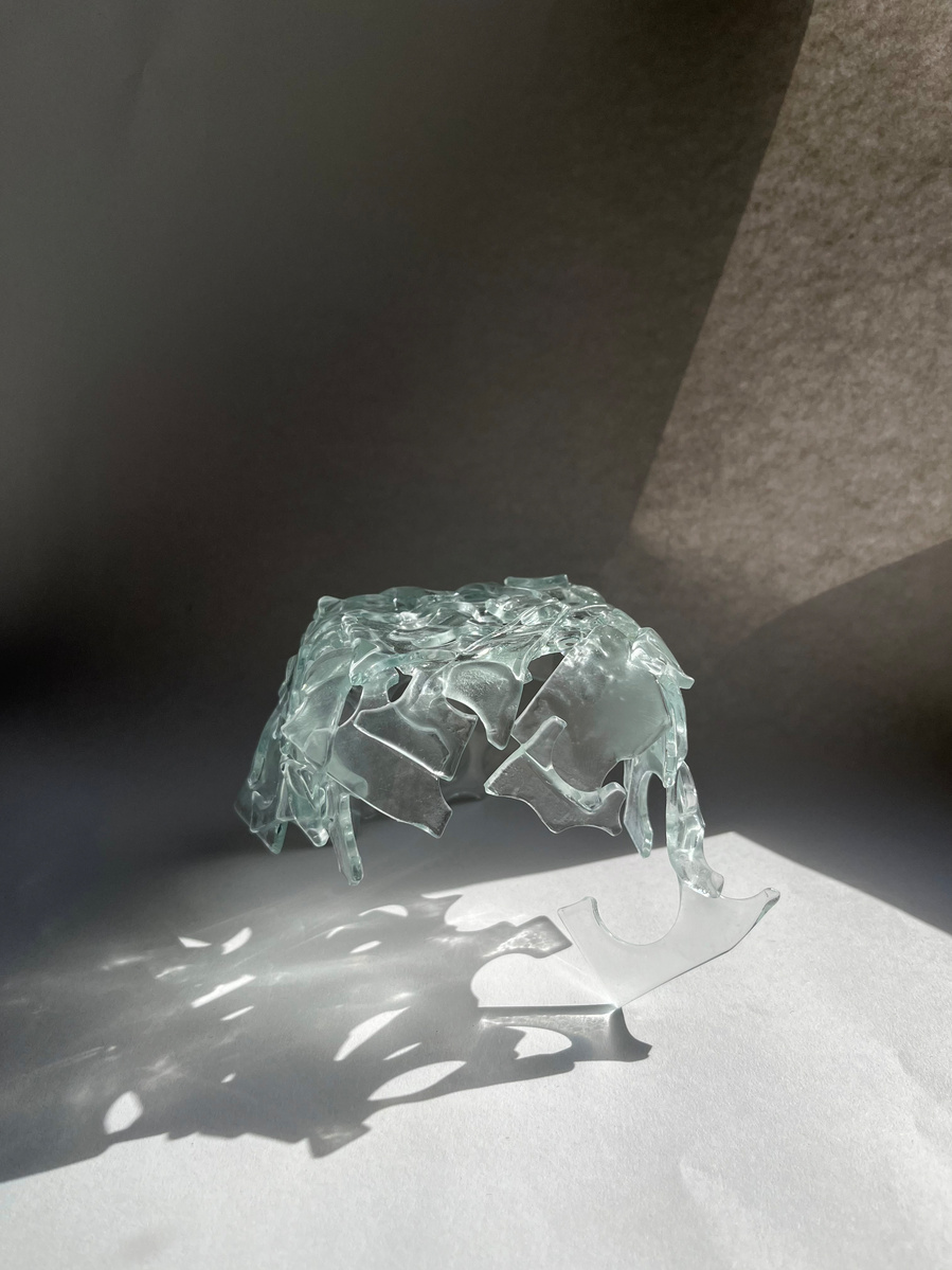 12.2 | 3mm float glass, kiln, plaster, mould, pen, pencil, marker, tracing paper | 06.02.2023 - tbc. | glass art work, constructivism, glass artist based in uk, from hong kong, new materialism, vitality, destruct and reconstruct, entropy