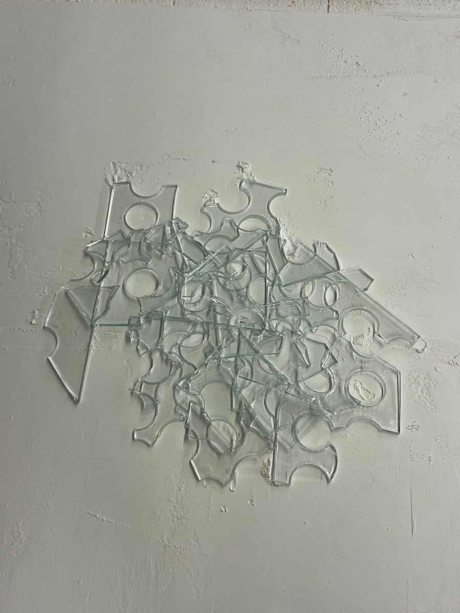 12.203 | float glass, plaster, kiln | 09.02.2023 | doryeek
