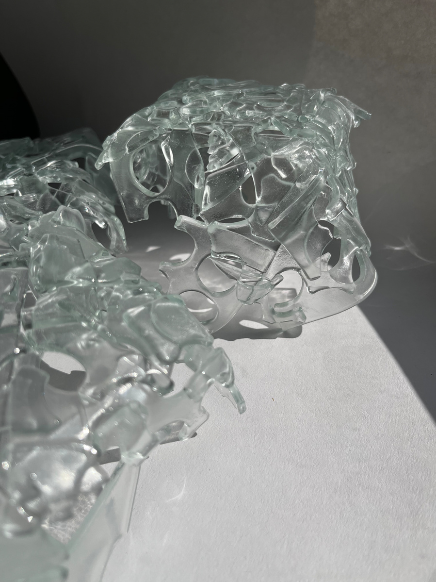 12.2 | 3mm float glass, kiln, plaster, mould, pen, pencil, marker, tracing paper | 06.02.2023 - tbc. | glass art work, constructivism, glass artist based in uk, from hong kong, new materialism, vitality, destruct and reconstruct, entropy