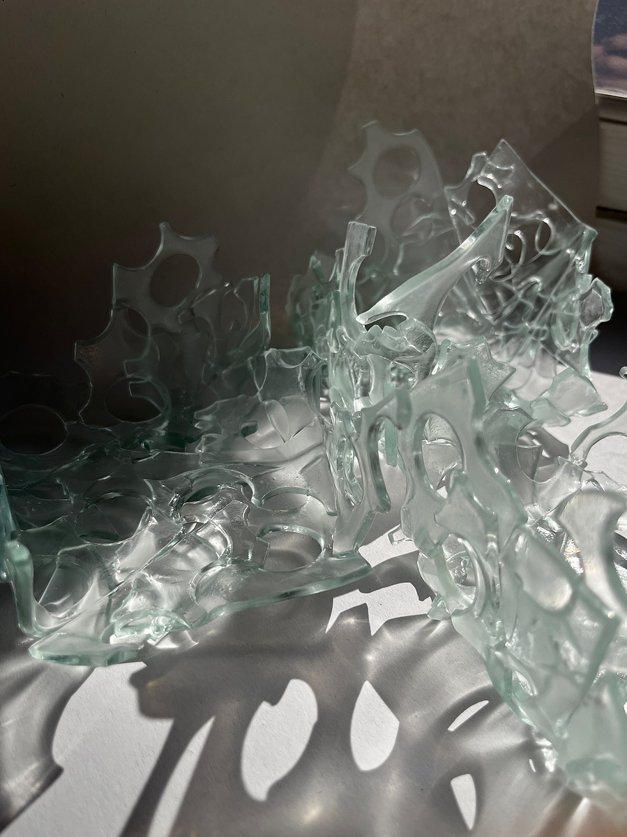 12.2 | 3mm float glass, kiln, plaster, mould, pen, pencil, marker, tracing paper | 06.02.2023 - tbc. | glass art work, constructivism, glass artist based in uk, from hong kong, new materialism, vitality, destruct and reconstruct, entropy