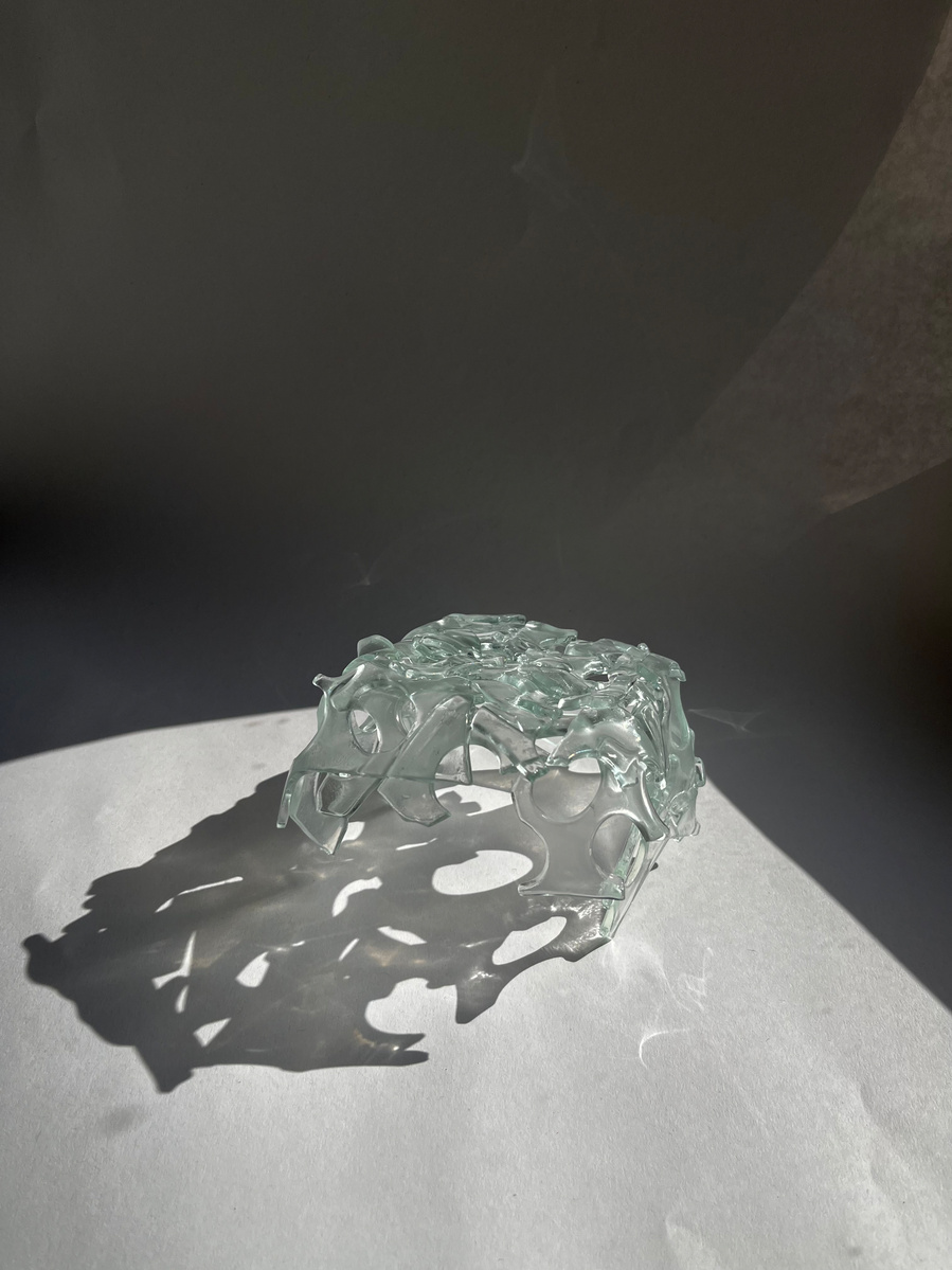 12.2 | 3mm float glass, kiln, plaster, mould, pen, pencil, marker, tracing paper | 06.02.2023 - tbc. | glass art work, constructivism, glass artist based in uk, from hong kong, new materialism, vitality, destruct and reconstruct, entropy
