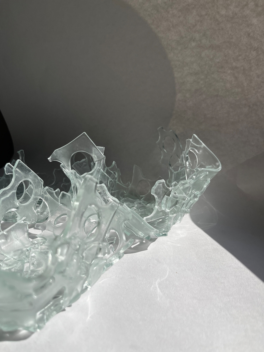12.2 | 3mm float glass, kiln, plaster, mould, pen, pencil, marker, tracing paper | 06.02.2023 - tbc. | glass art work, constructivism, glass artist based in uk, from hong kong, new materialism, vitality, destruct and reconstruct, entropy