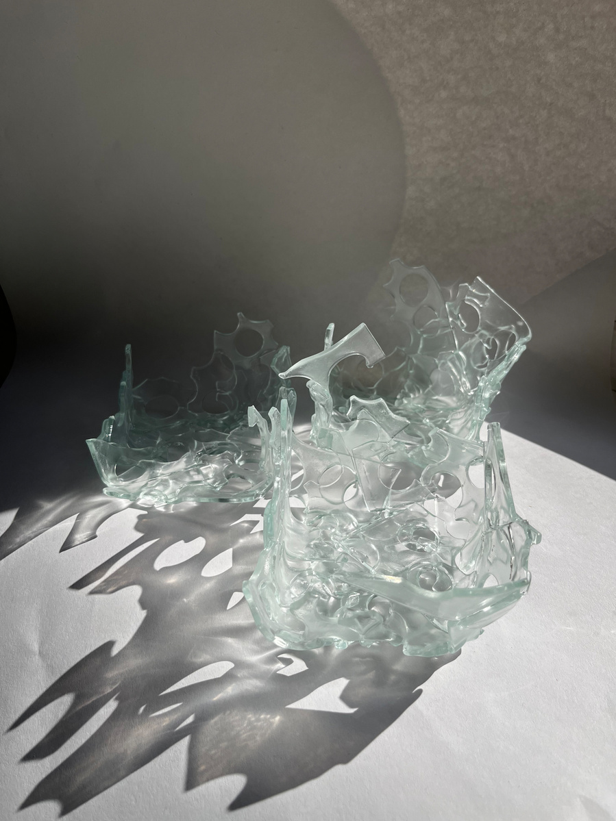 12.2 | 3mm float glass, kiln, plaster, mould, pen, pencil, marker, tracing paper | 06.02.2023 - tbc. | glass art work, constructivism, glass artist based in uk, from hong kong, new materialism, vitality, destruct and reconstruct, entropy
