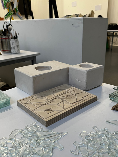 final | MDF wood board, dremel tool, hand carving tool, sanding paper, plaster block, float glass sculpture, flat glass window design | 16.02.2023 | doryeek