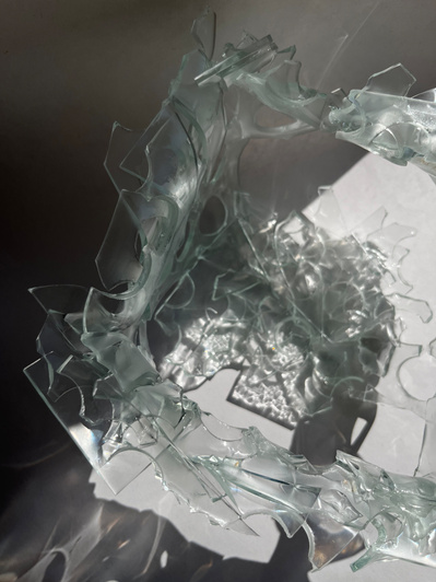 7.2 | 3mm float glass, bulleyes paper, plaster, block, drilling machine, grinder, kiln, hammer, tracing paper, pencil, pen | glass craft sculpture | kiln forming glass | slumping glass | constructivism | Feb 2023