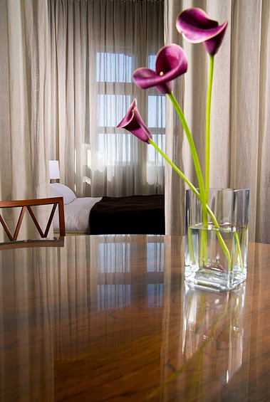 Flowers on a table in a room at the St-Paul Hotel in Montreal