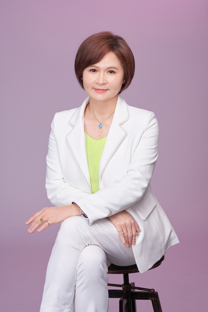 心靈療癒師 侯謙柔老師的形象照