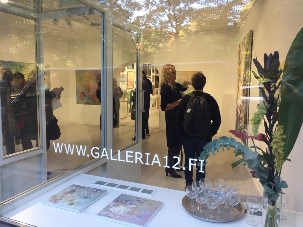 Irma Hameri "Flow/ers " Art Exhibition opening in Gallery G12