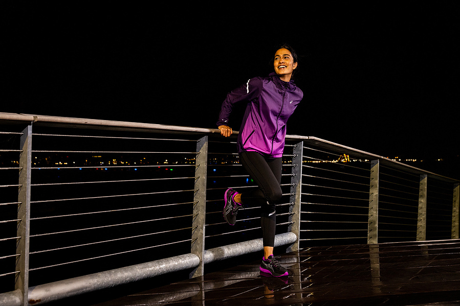 ASICS Winter Lite Show