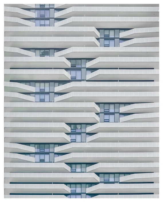 Contrast Balcony - Architectural photography