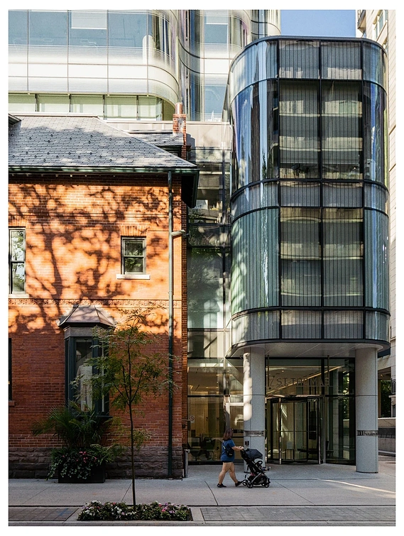 7 St. Thomas Street | Photo by Alan Chakota