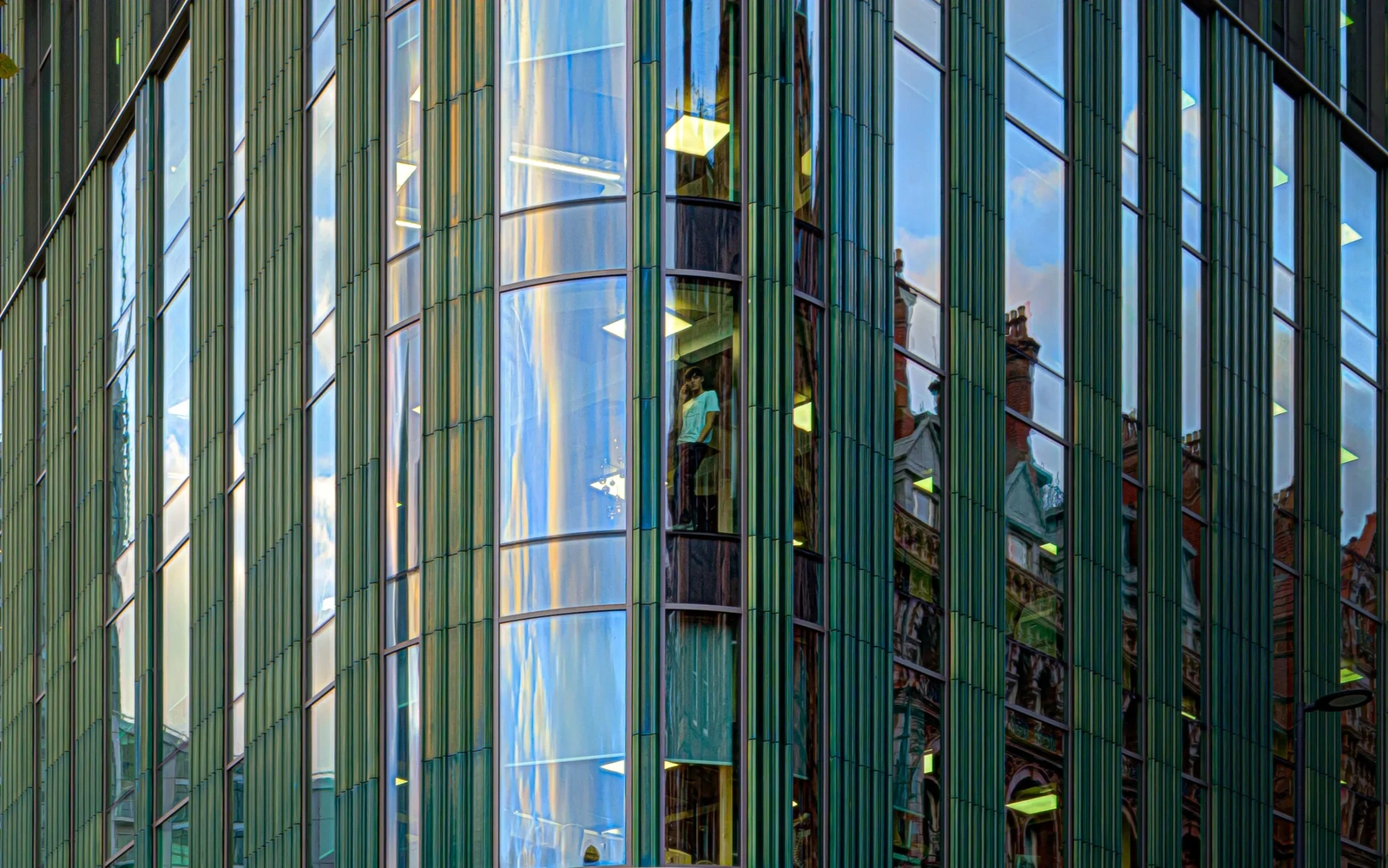Contact Alan Chakota for high-quality architectural photography.