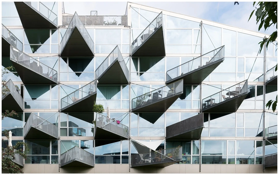 Triangular Balcony - Architectural photography