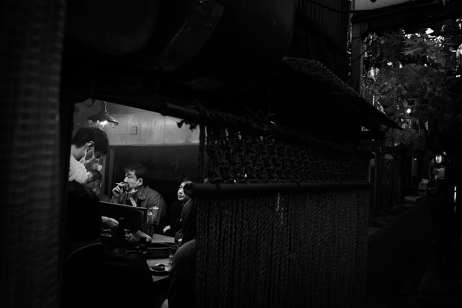 Tokyo, Japan street photography taken on Fujifilm XT3 and 18mm f2.0 lens.