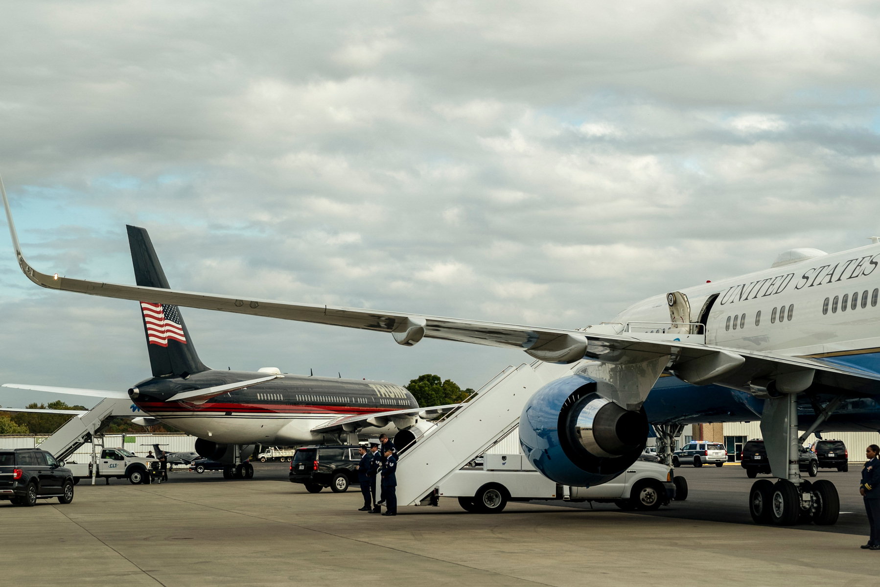 HARRIS. Air Force Two and former president Donald Trump’s plane land on the same tarmac as Vice President Kamala Harris arrives in Charlotte, North Carolina, on Saturday, November 2, 2024. (Photo by Haiyun Jiang for The New York Times)