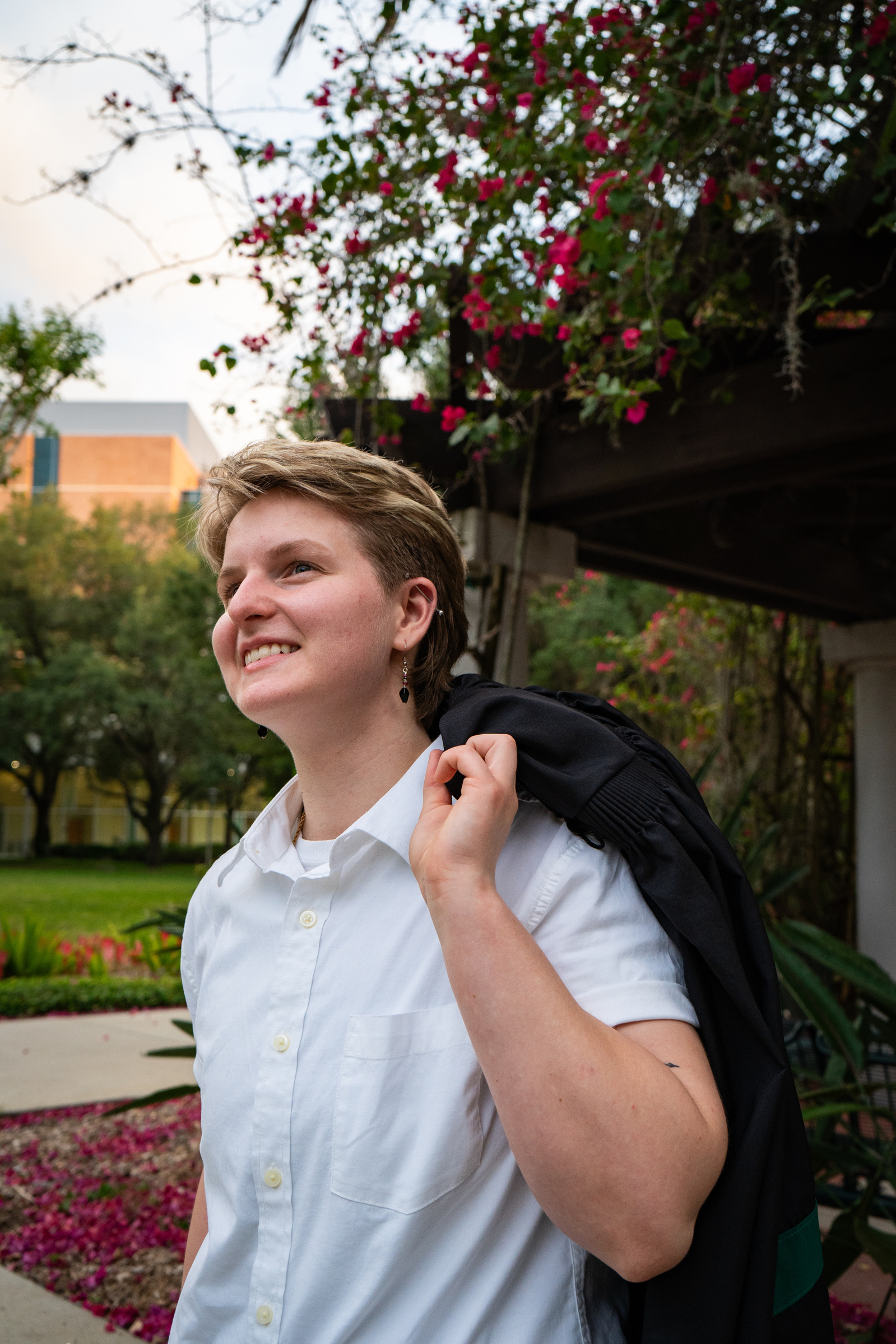 florida photographer, portrait photography, clearwater, florida. university of south florida graduation portraits, grad photoshoot