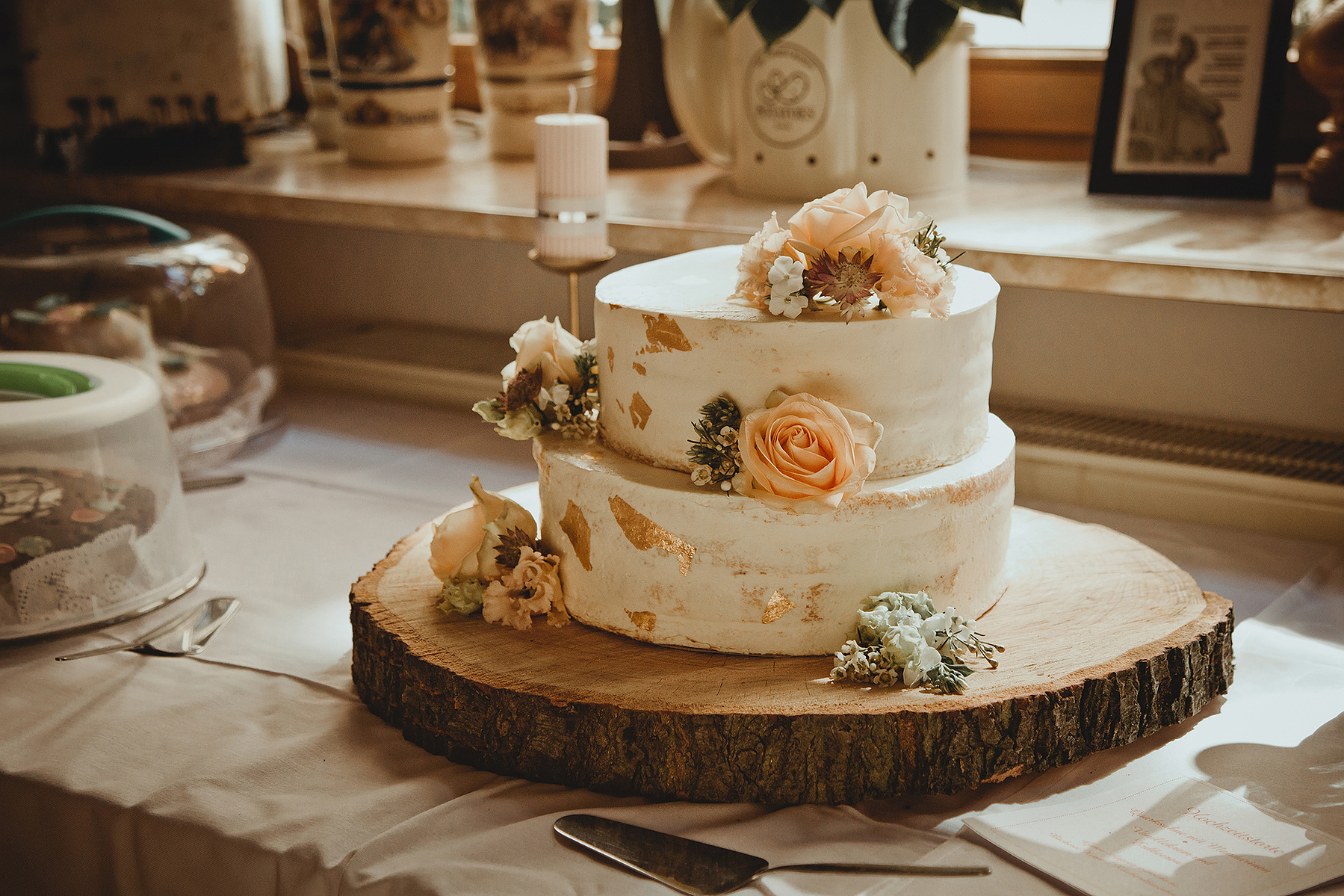 Bei der Hochzeit in Weißenfels wurde eine zweistöckige Hochzeitstorte im Bohostil serviert. 