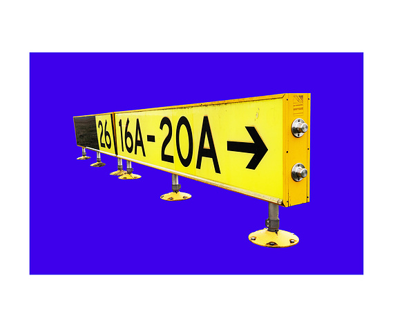 Title : RWY26
Taxiway signs, decommissioned airport.