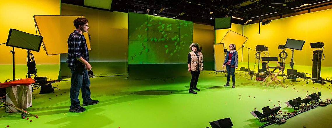 gumballs luke wilson tv studio lighting design