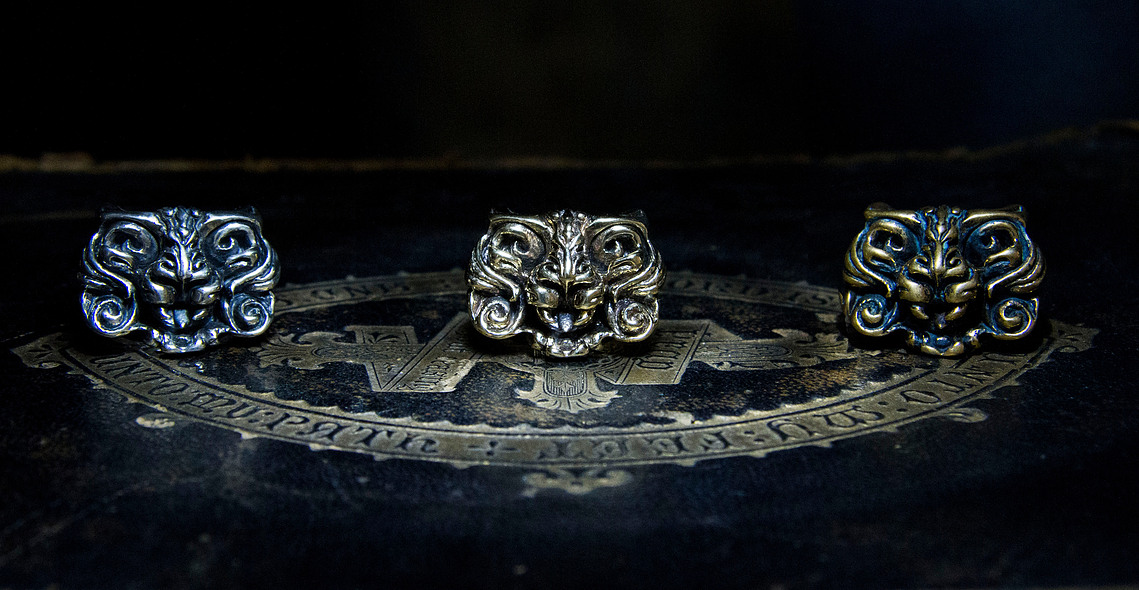 HellCat Ring in Silver - Gold - Bronze