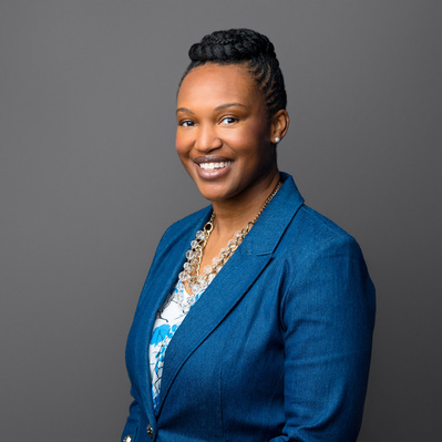 Johnny Shryock Photography, Washington DC, headshots, head and shoulders portrait of a black woman, High quality portrait makeup, professional makeup artist, experienced makeup artist, Natural headshot makeup by Kathleen McAteer, HMUA, MUA, DC Makeup