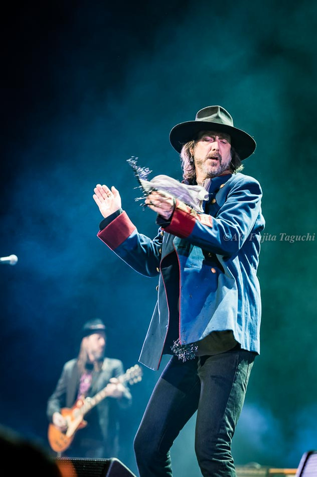 The Black Crowes at Tachikawa Stage Garden, Tokyo, Japan/ Photo by Aki Fujita Taguchi