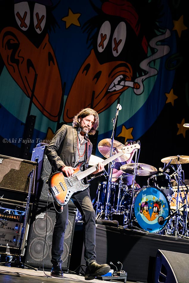 The Black Crowes at Tachikawa Stage Garden, Tokyo, Japan/ Photo by Aki Fujita Taguchi
