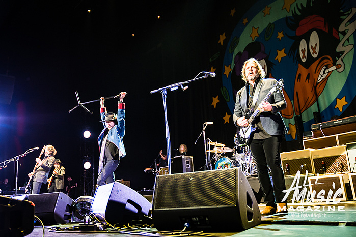 The Black Crowes at Tachikawa Stage Garden, Tokyo, Japan/ Photo by Aki Fujita Taguchi