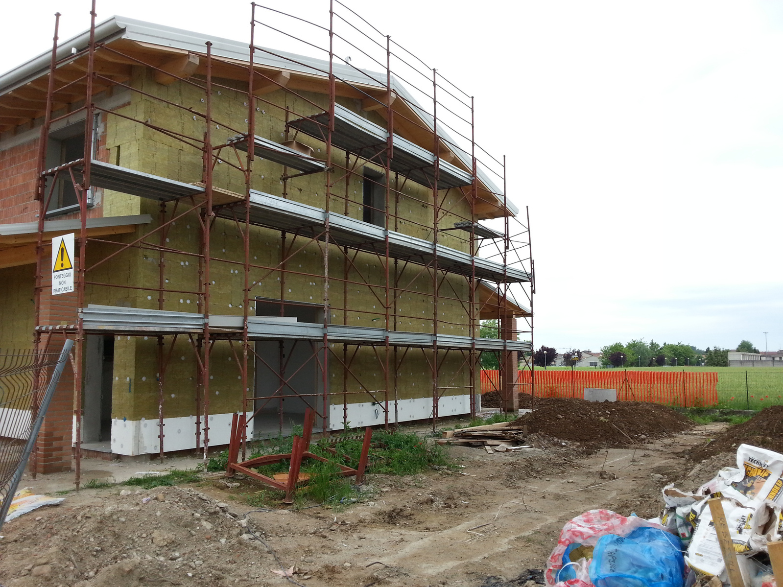 Ristrutturazione completa di una villa a Mantova. Edil Universal è l'impresa edile che si distingue per ristrutturazioni chiavi in mano, complete o parziali.