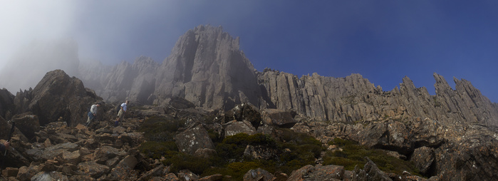 Climbing Barn Bluff, Overland Track.
Peter Whyte Photography.