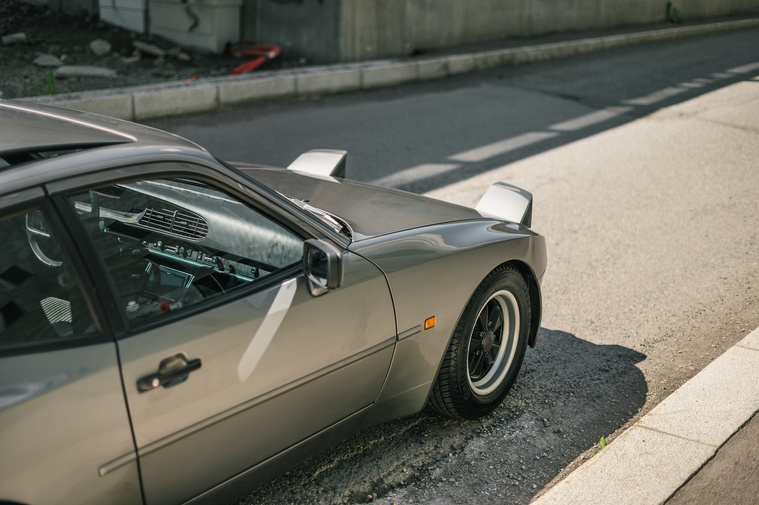 porsche 944