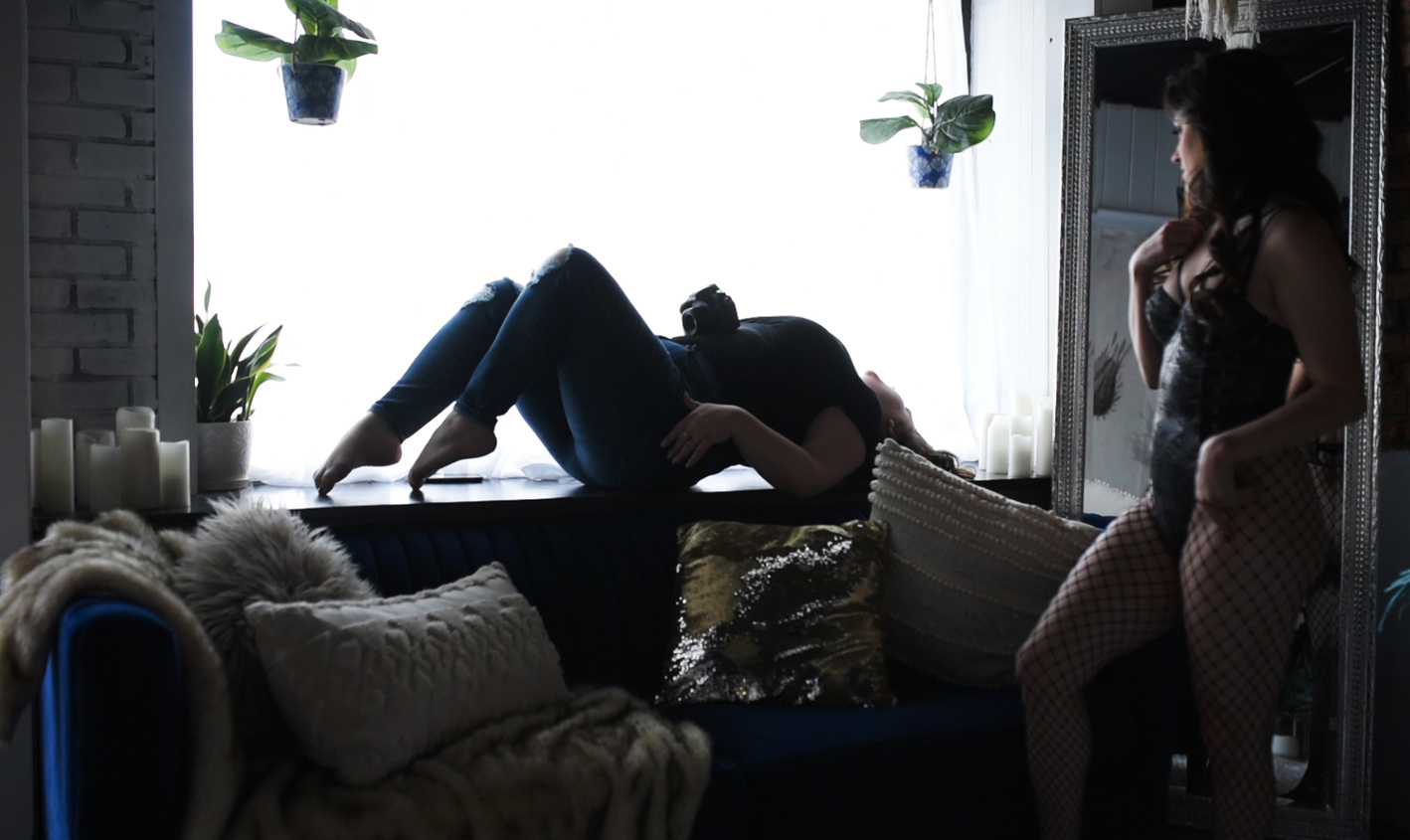 Columbia, mo Boudoir Photographer, Boudoir by Billie, Posing client, Boudoir Columbia MO